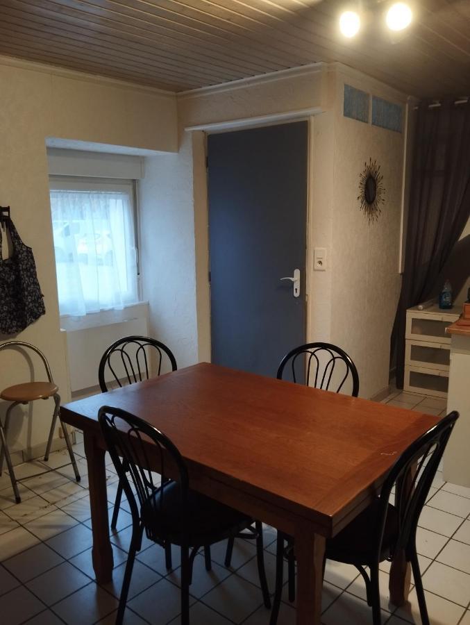 Maison De Village Appartement Rdc Avec Terrasse Gy Dış mekan fotoğraf