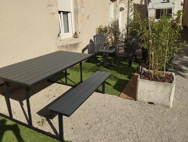 Maison De Village Appartement Rdc Avec Terrasse Gy Dış mekan fotoğraf